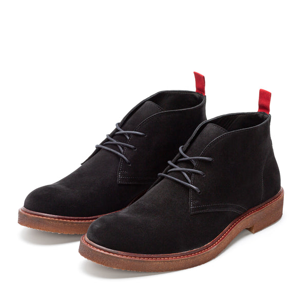 Chukka Leon Black Suede.1