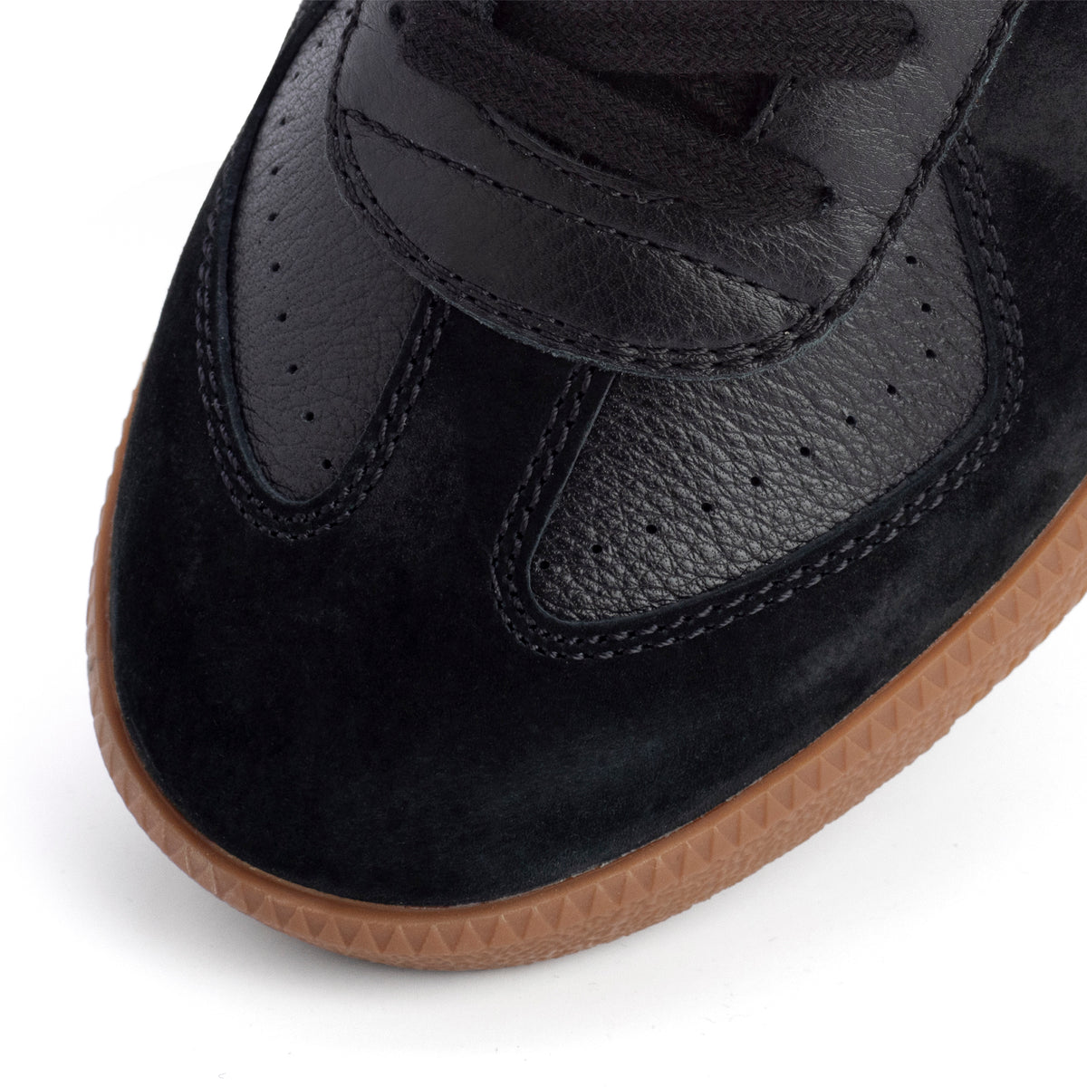 Pace Black/Gum