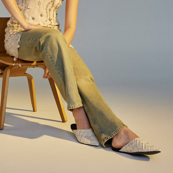 Pointed Mule Soft Woven White