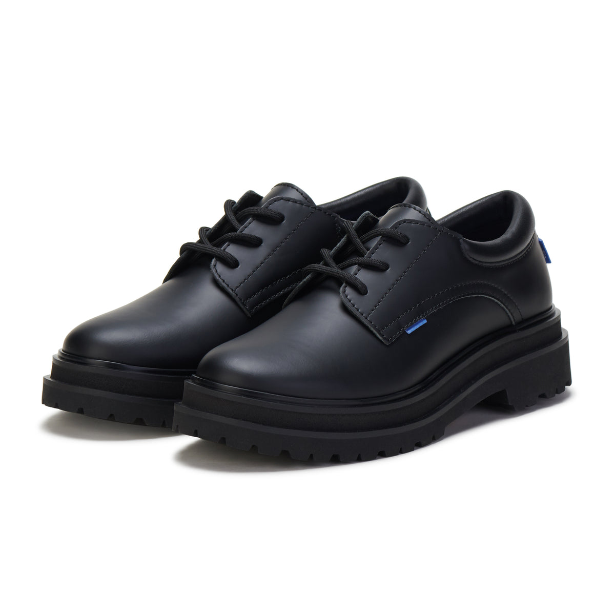 Derby Step Black Sleek