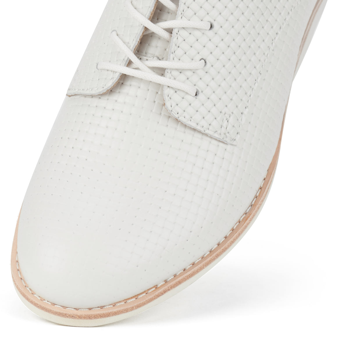 Derby Embossed Vanilla