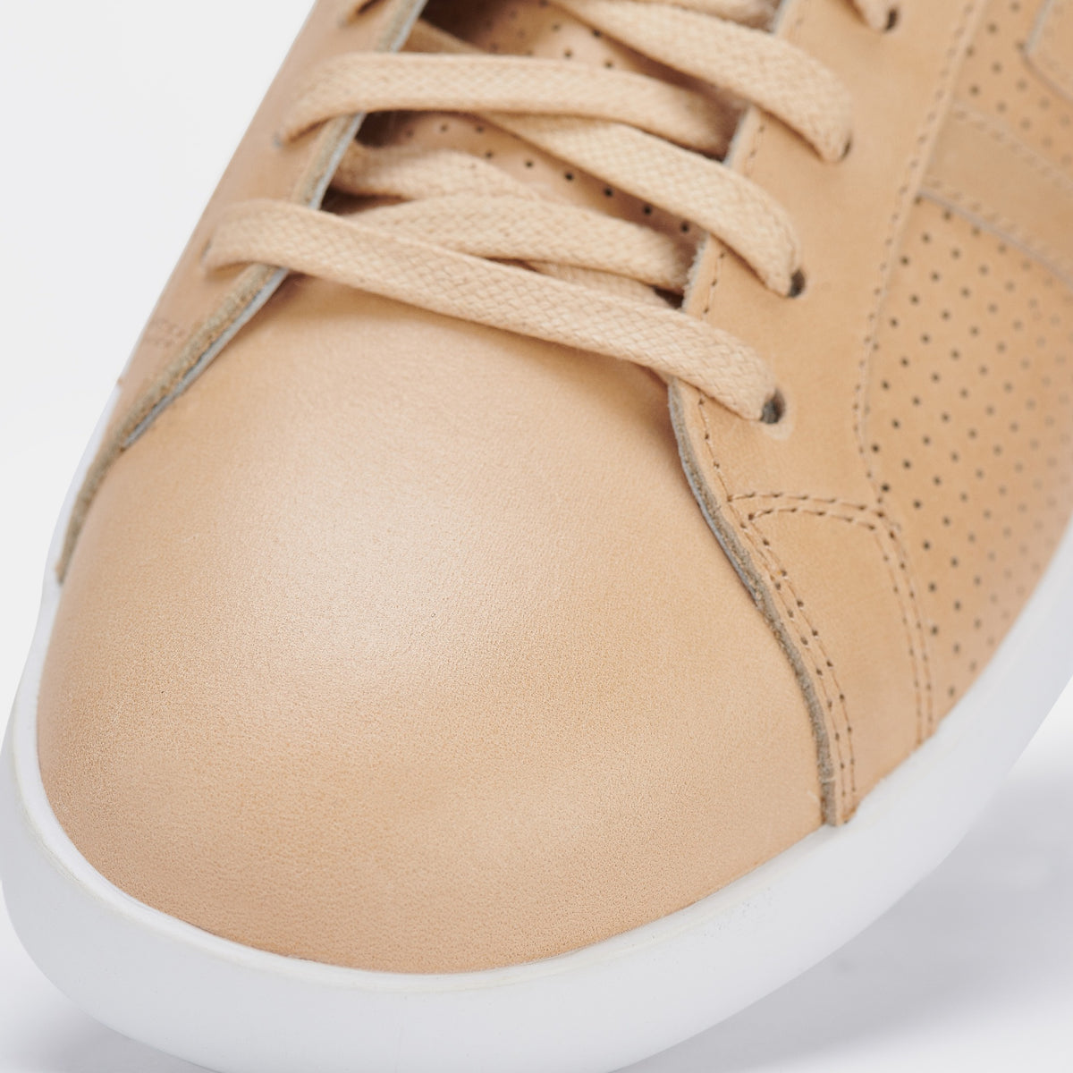 Prime Pin Punch Sneaker Blonde/Gold