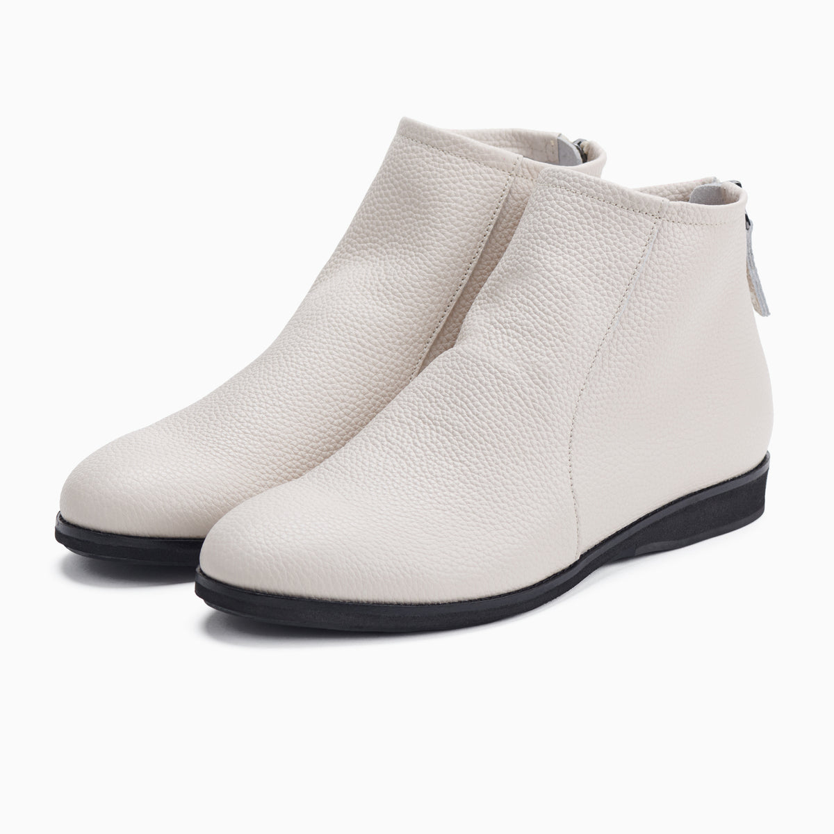 Aura Boot Bone Tumble